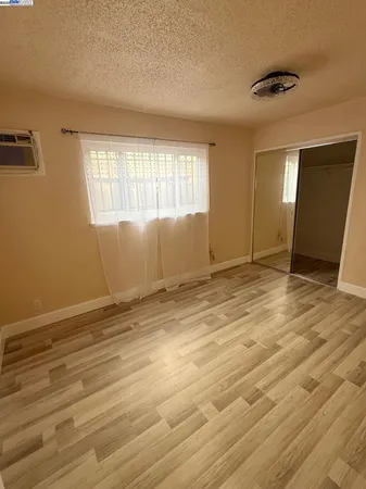 $499,900 | 10600 Pippin Street, Oakland, CA 94603