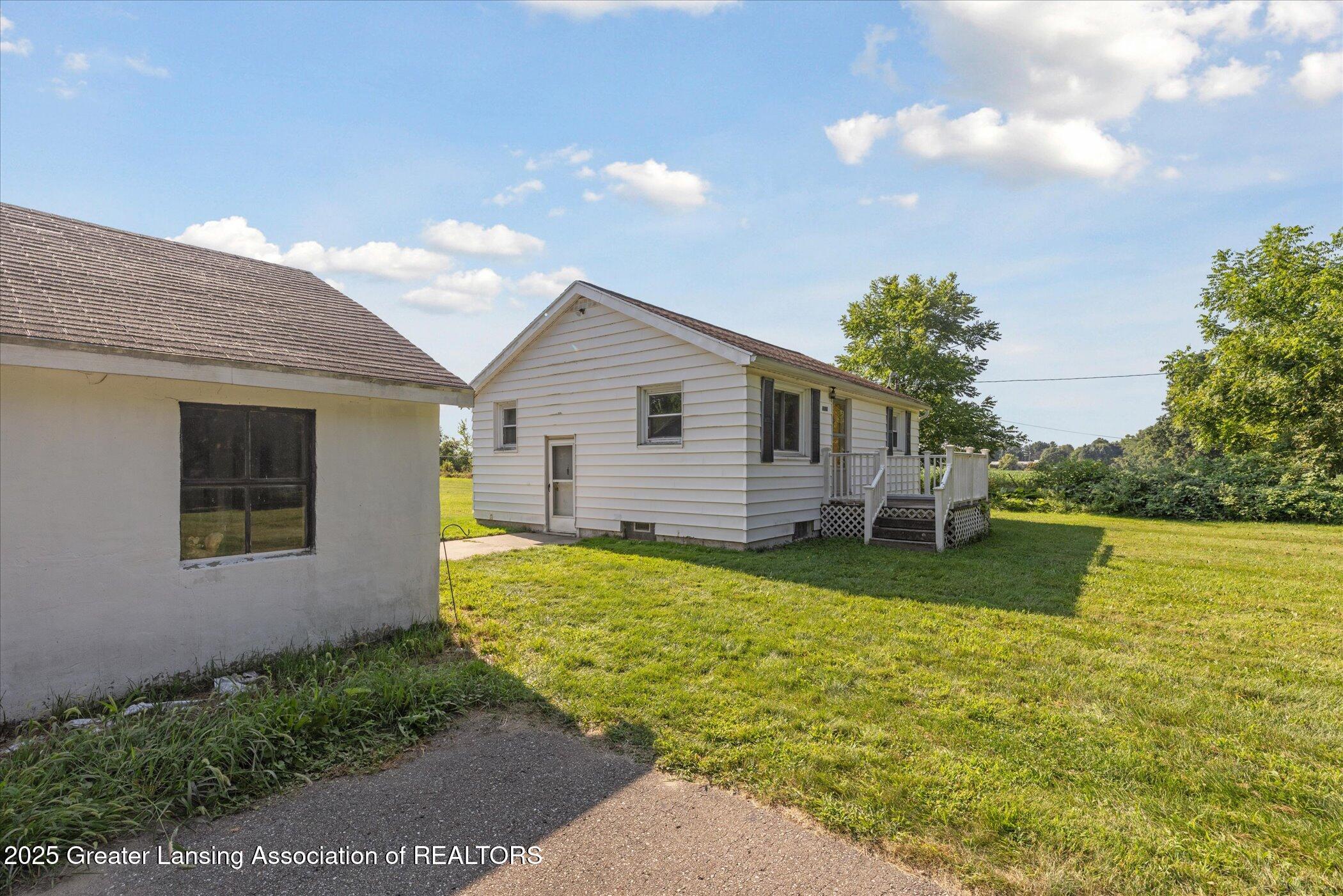 6184 Zimmer Road Williamston, MI 48895 - Photo 4 of 30 04-6184-Zimmer-Rd-Williamston-MI-48895-W