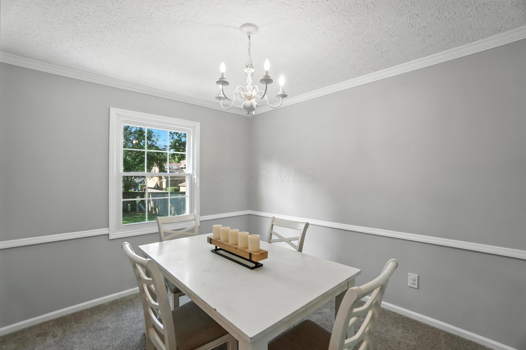 1209 Chatham Ridge Road Westerville, OH 43081 - Photo 10 of 50 049
