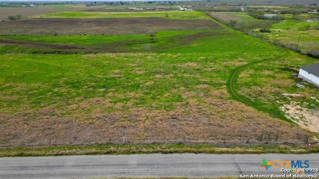 2395 Partnership Road Seguin, TX 78155 - Photo 4 of 17 a view of a yard