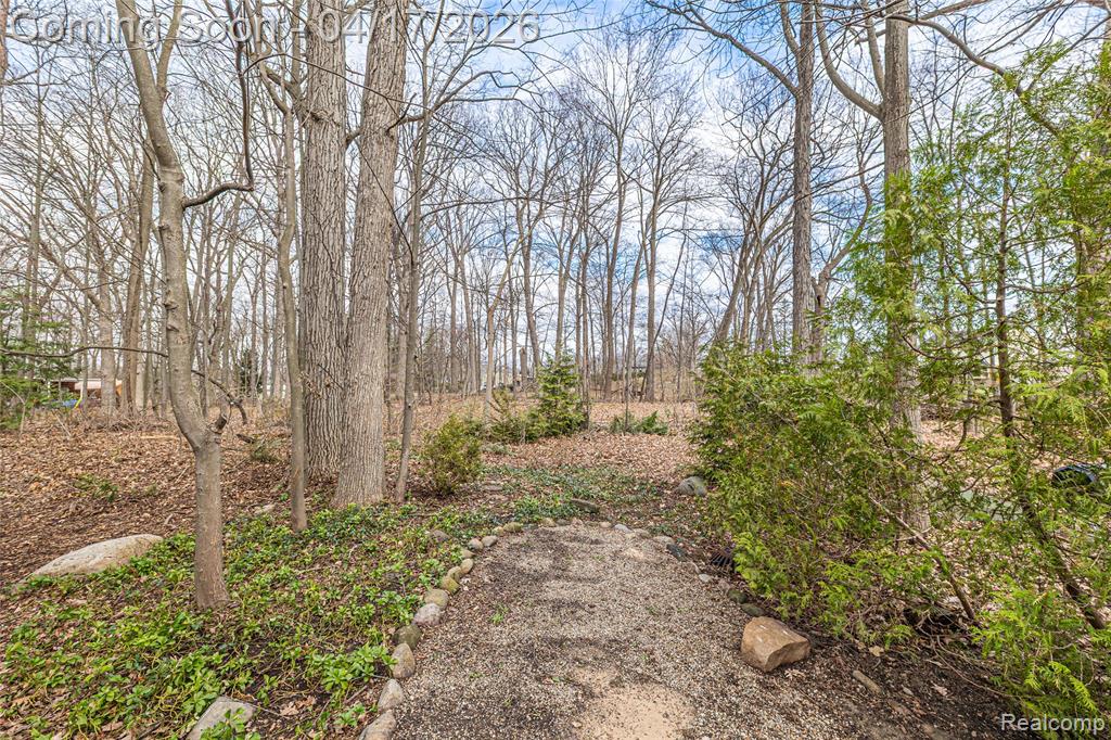 734 Lake Ridge Road Rochester Hills, MI 48307 - Photo 43 of 47 Gallery Image 43