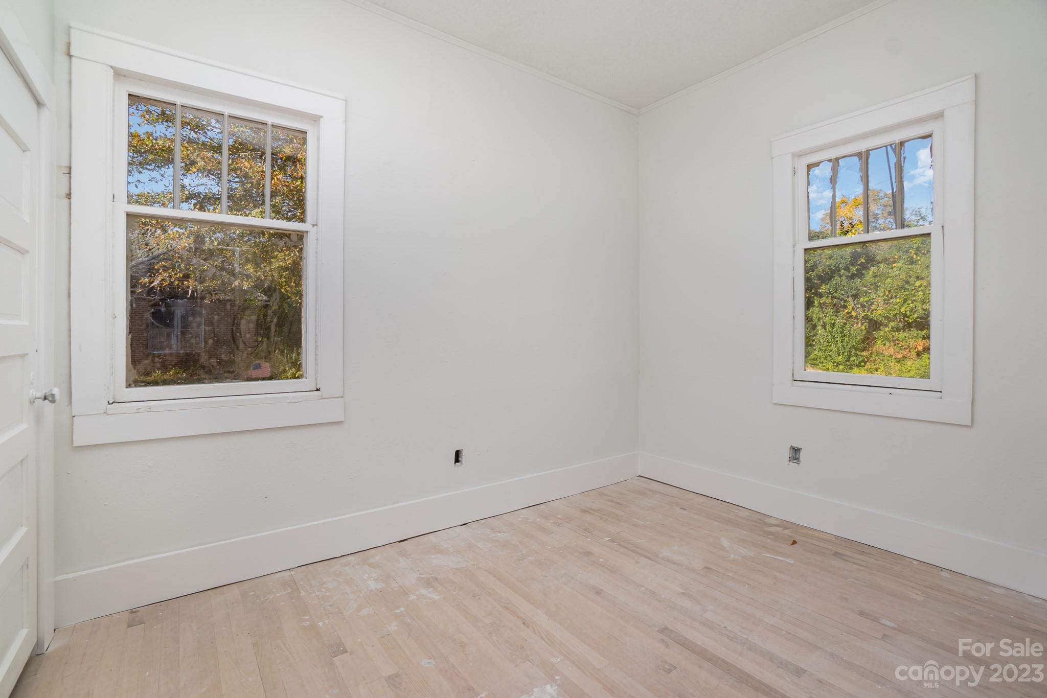 113 Brawley Street Chester, SC 29706 - Photo 21 of 29 an empty room with a window