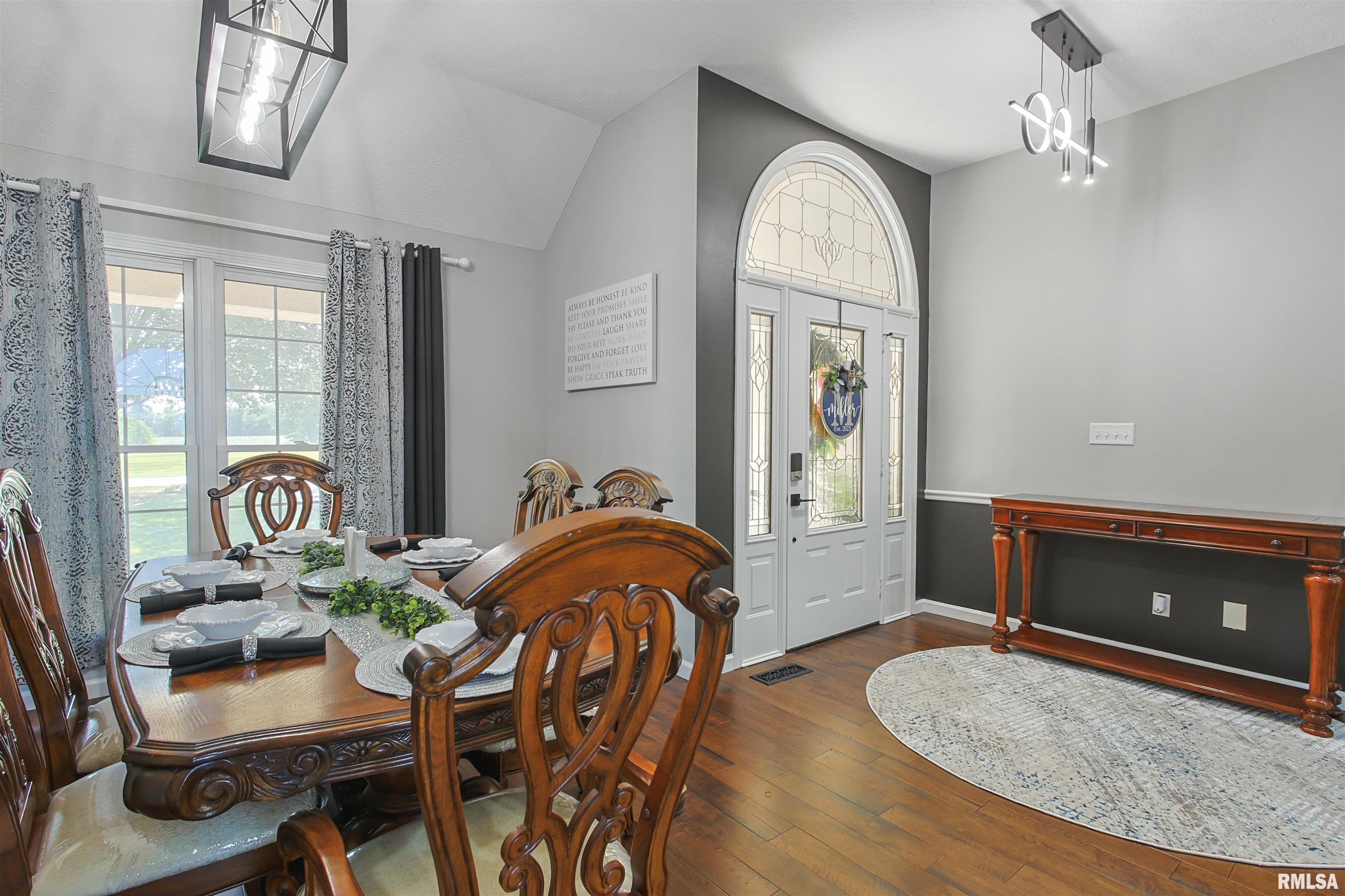 9855 Highway 37 Goreville, IL 62939 - Photo 13 of 30