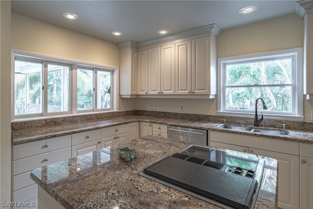 124 Useppa Island Bokeelia, FL 33922 - Photo 6 of 30