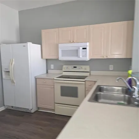 $2,300 | 2403 Silver Palm Drive, Kissimmee, FL 34747