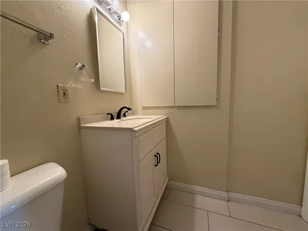 $1,350 | 4734 Roberta Street, Unit 4, Las Vegas, NV 89119