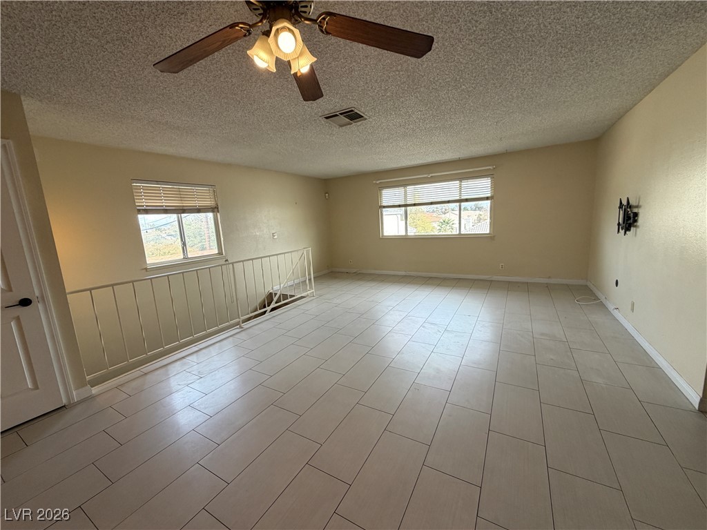 4734 Roberta Street, Unit 4 Las Vegas, NV 89119 - Photo 5 of 27