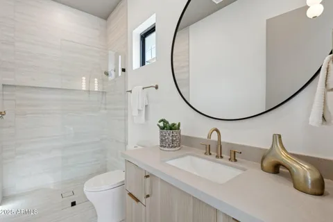 $2,295,555 | 1830 East Palmaire Avenue, Phoenix, AZ 85020