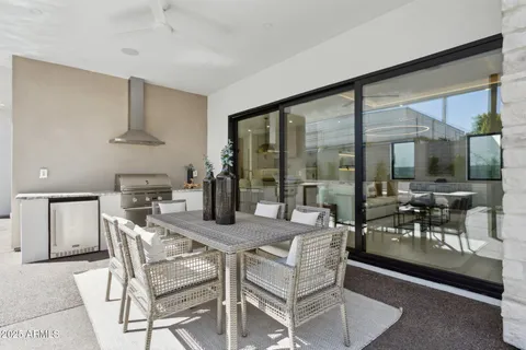 $2,295,555 | 1830 East Palmaire Avenue, Phoenix, AZ 85020