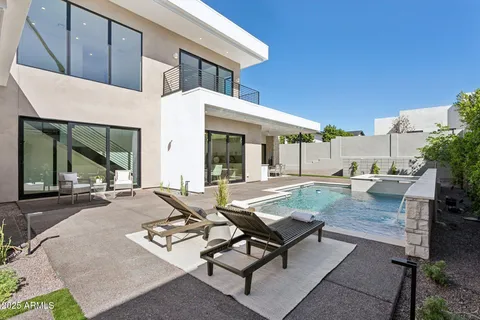 $2,295,555 | 1830 East Palmaire Avenue, Phoenix, AZ 85020