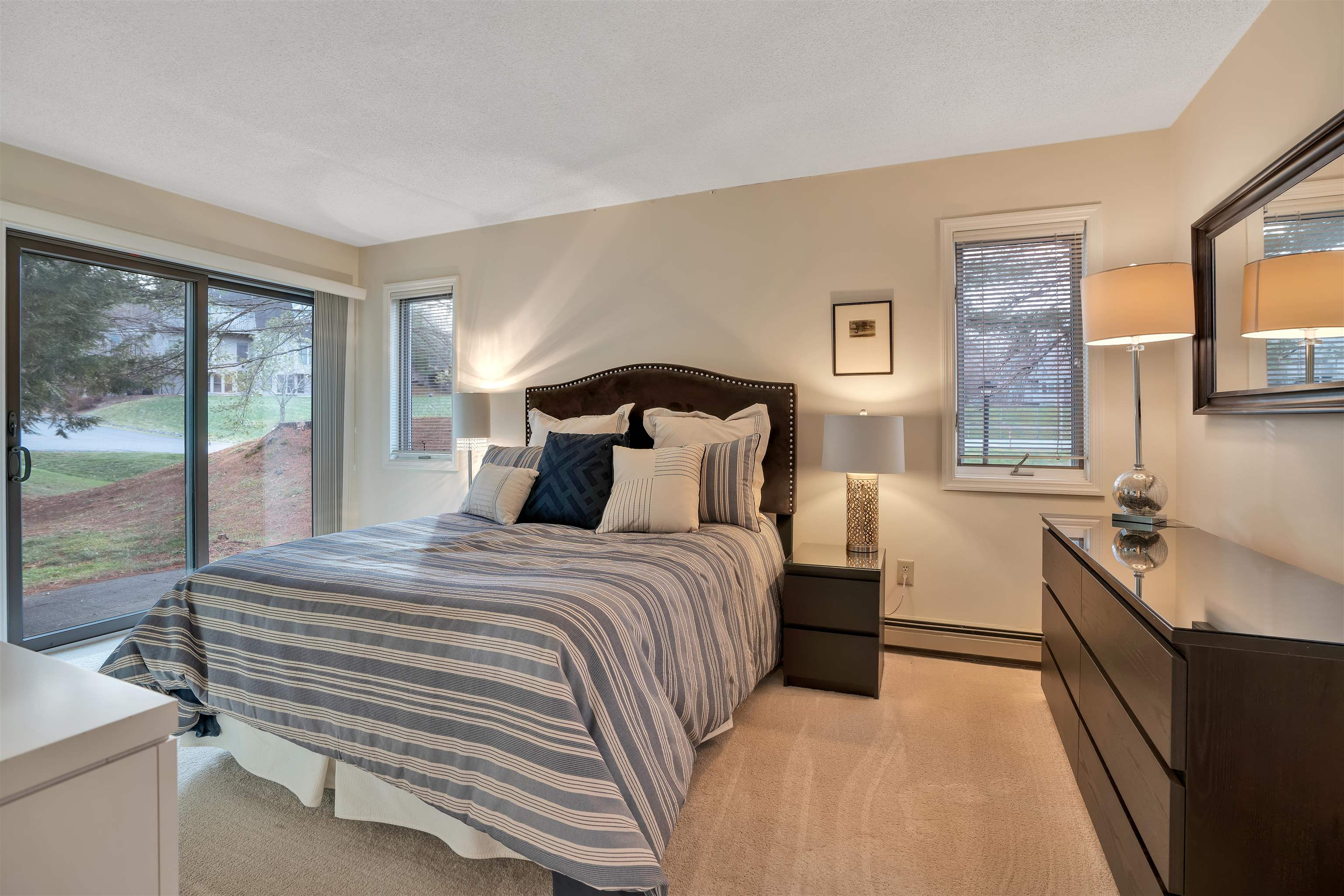 90 Kingfisher Road, Unit A Quechee, VT 05059 - Photo 12 of 19 Gallery Image 12