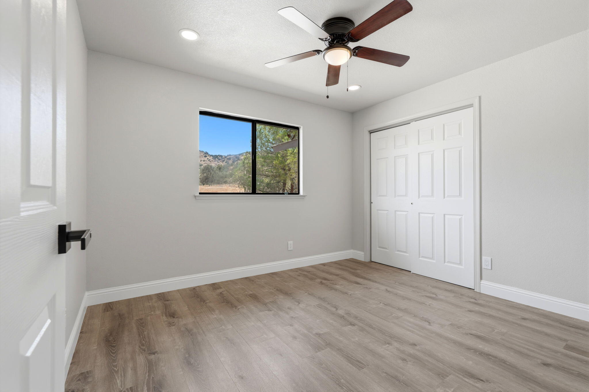37307 Mistletoe Road Yokuts Valley, CA 93675 - Photo 27 of 47 27-37307_Mistletoe_Road_Yokuts_Valley_02