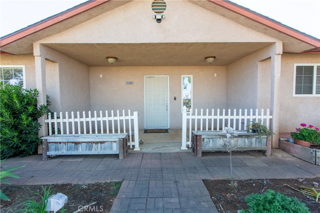 14304 Huntington Road Madera, CA 93636 - Photo 3 of 44