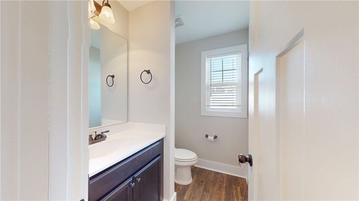 400 Bee Cove Way Pendleton, SC 29670 - Photo 8 of 26 Half bath