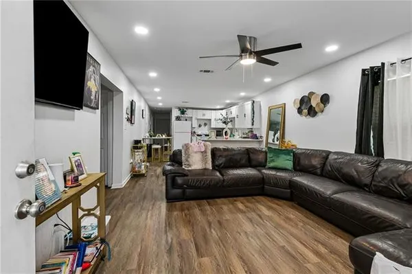 $150,000 | 1700 Pailet Avenue, Harvey, LA 70058