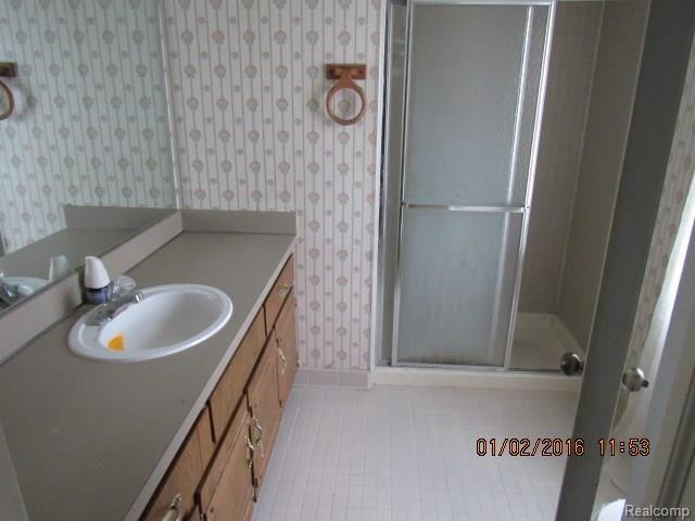 20542 Gill Road Livonia, MI 48152 - Photo 24 of 25 135.JPG