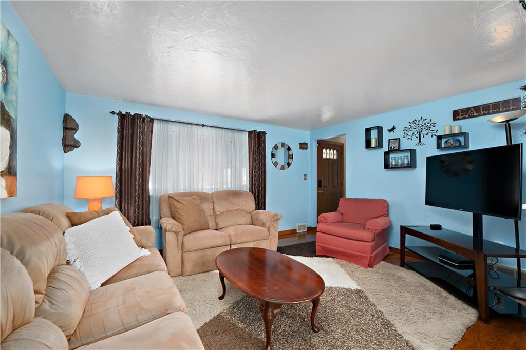 120 Rialto Place Pittsburgh, PA 15212 - Photo 8 of 24 Gallery Image 8