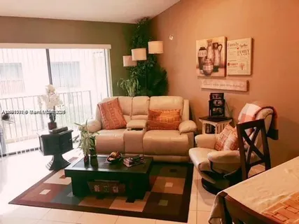 $189,000 | 160 Northwest 60th Avenue, Unit 63, Margate, FL 33063