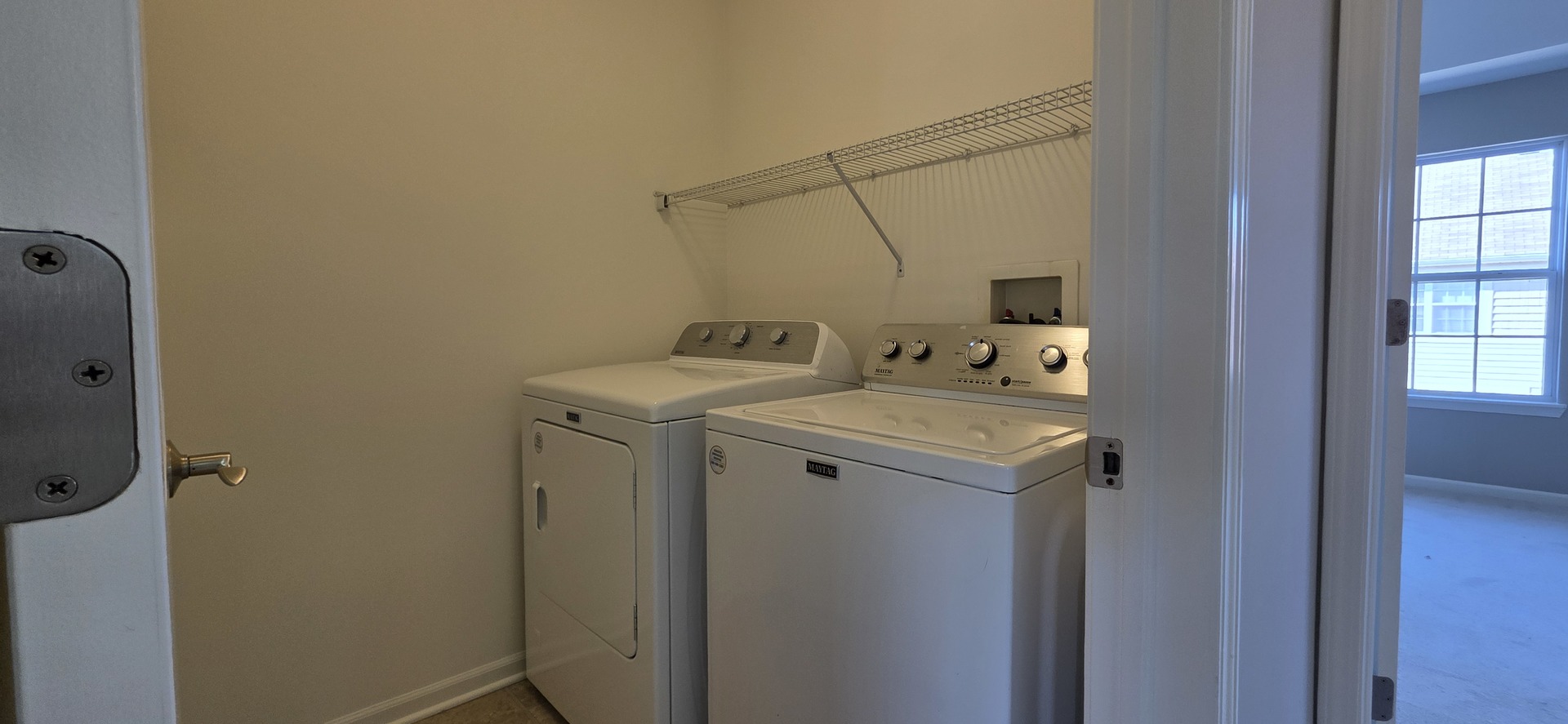4313 Timber Ridge Court Joliet, IL 60431 - Photo 14 of 24 a utility room with dryer and washer