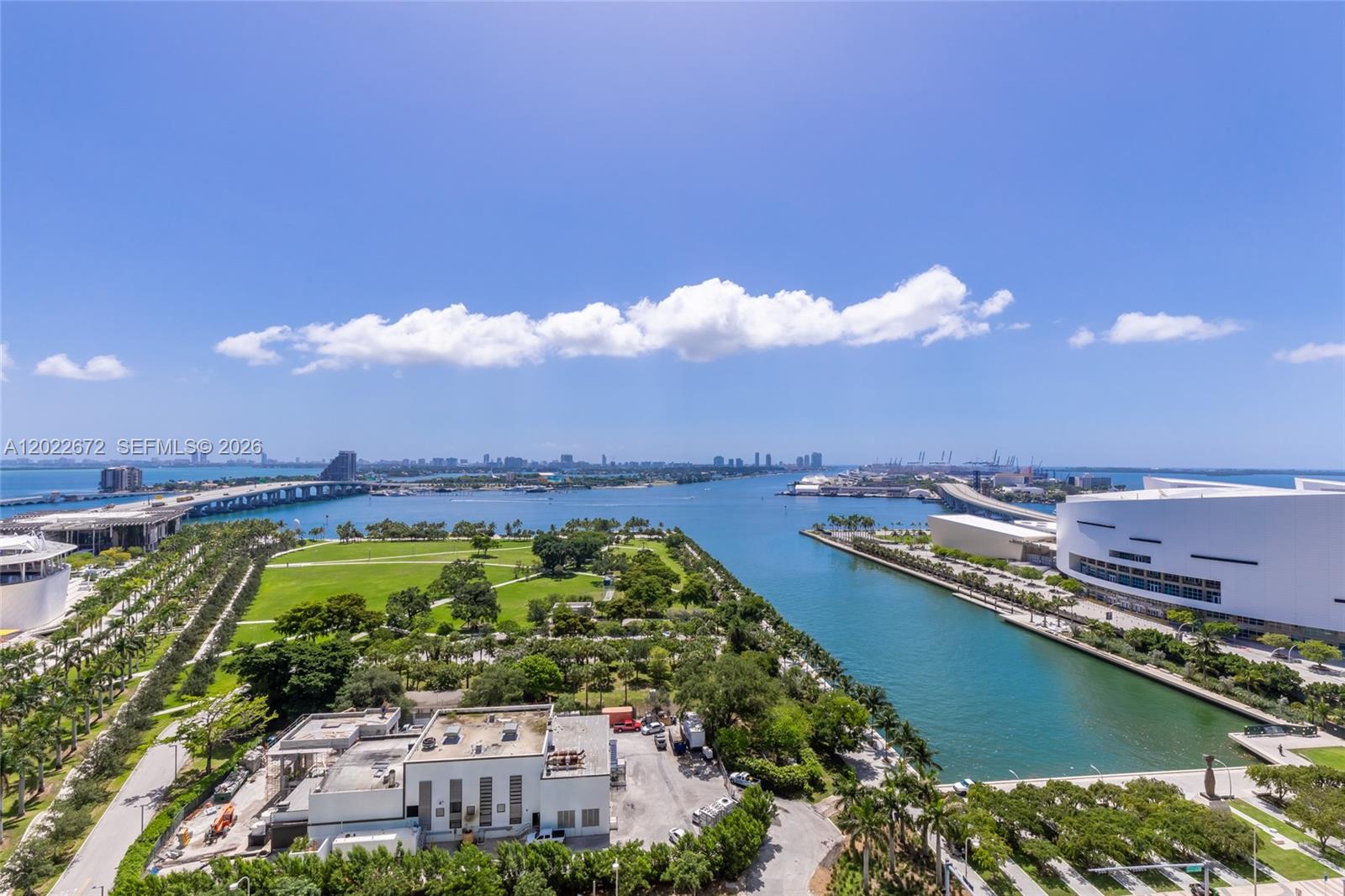 900 Biscayne Boulevard, Unit 2002 Miami, FL 33132 - Photo 32 of 38