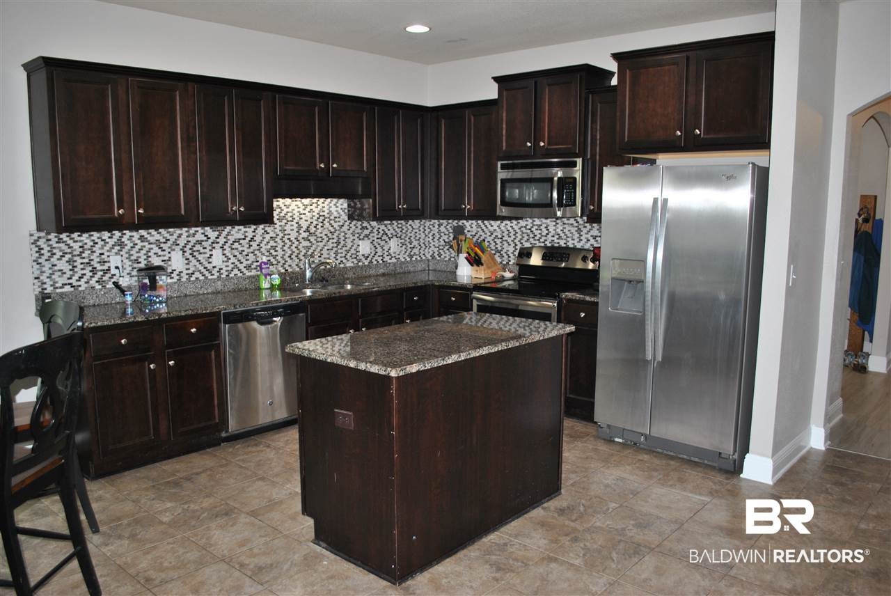 689 Beignet Drive Foley, AL 36535 - Photo 6 of 31