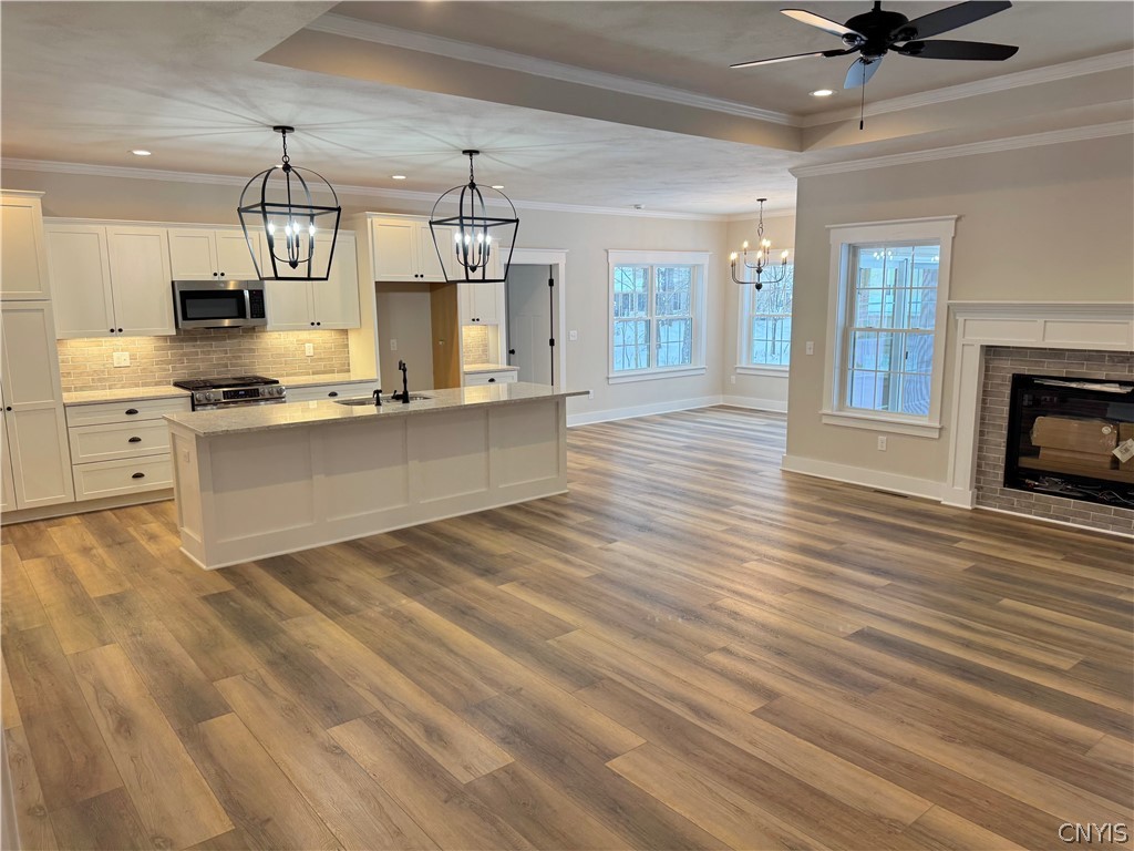 8541 Angus Path Cicero, NY 13039 - Photo 9 of 50