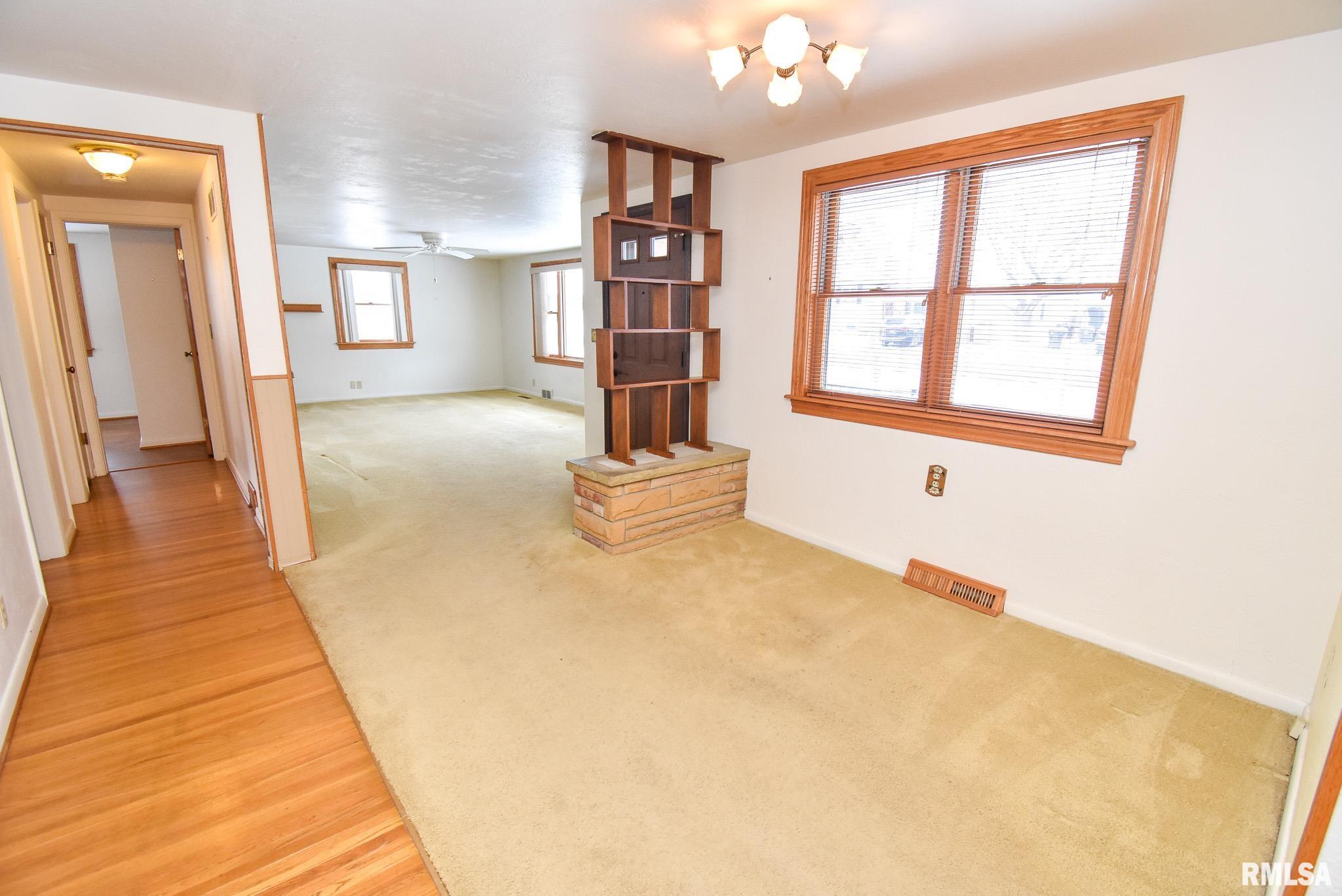 136 Clark Street Morton, IL 61550 - Photo 11 of 39