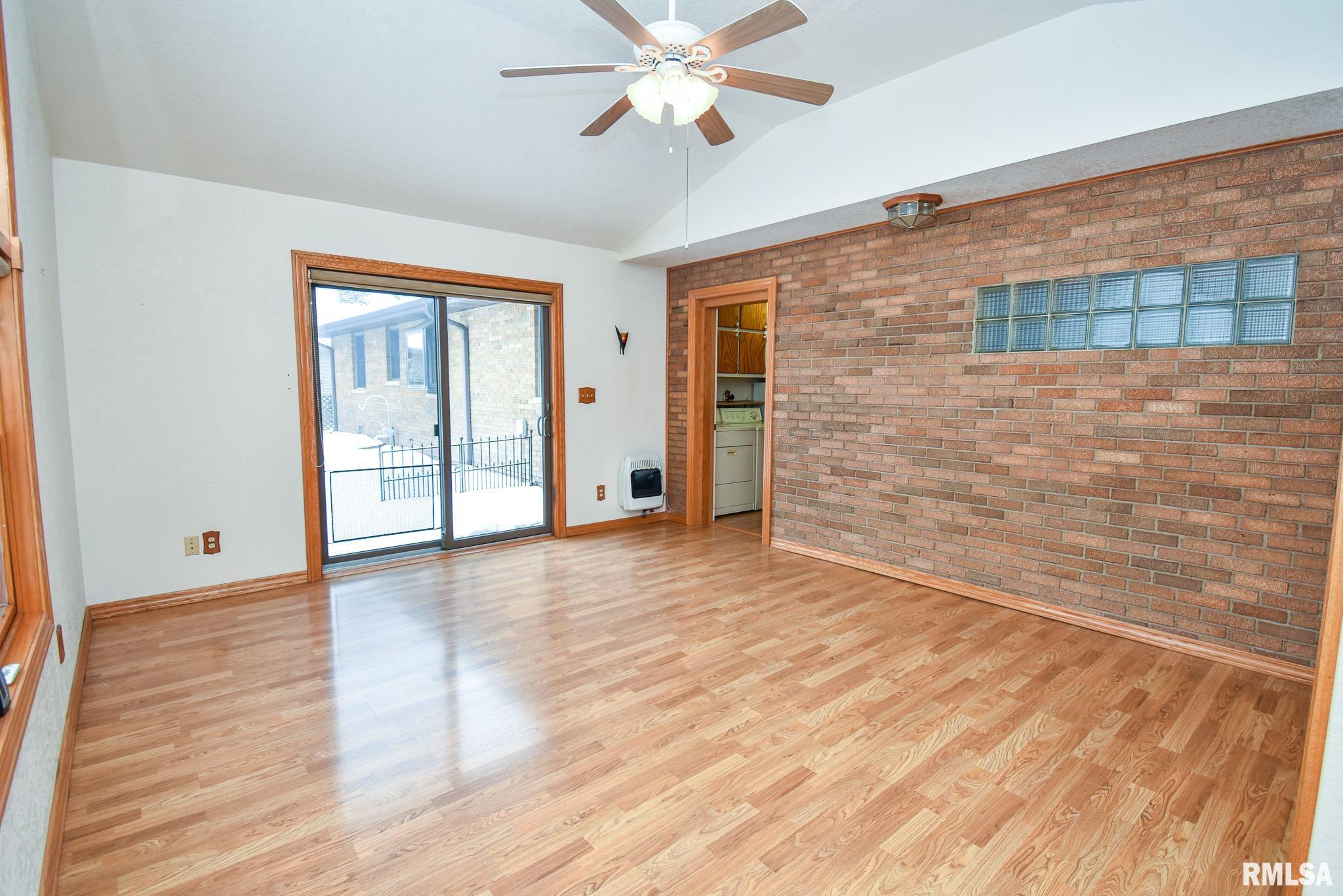 136 Clark Street Morton, IL 61550 - Photo 20 of 39