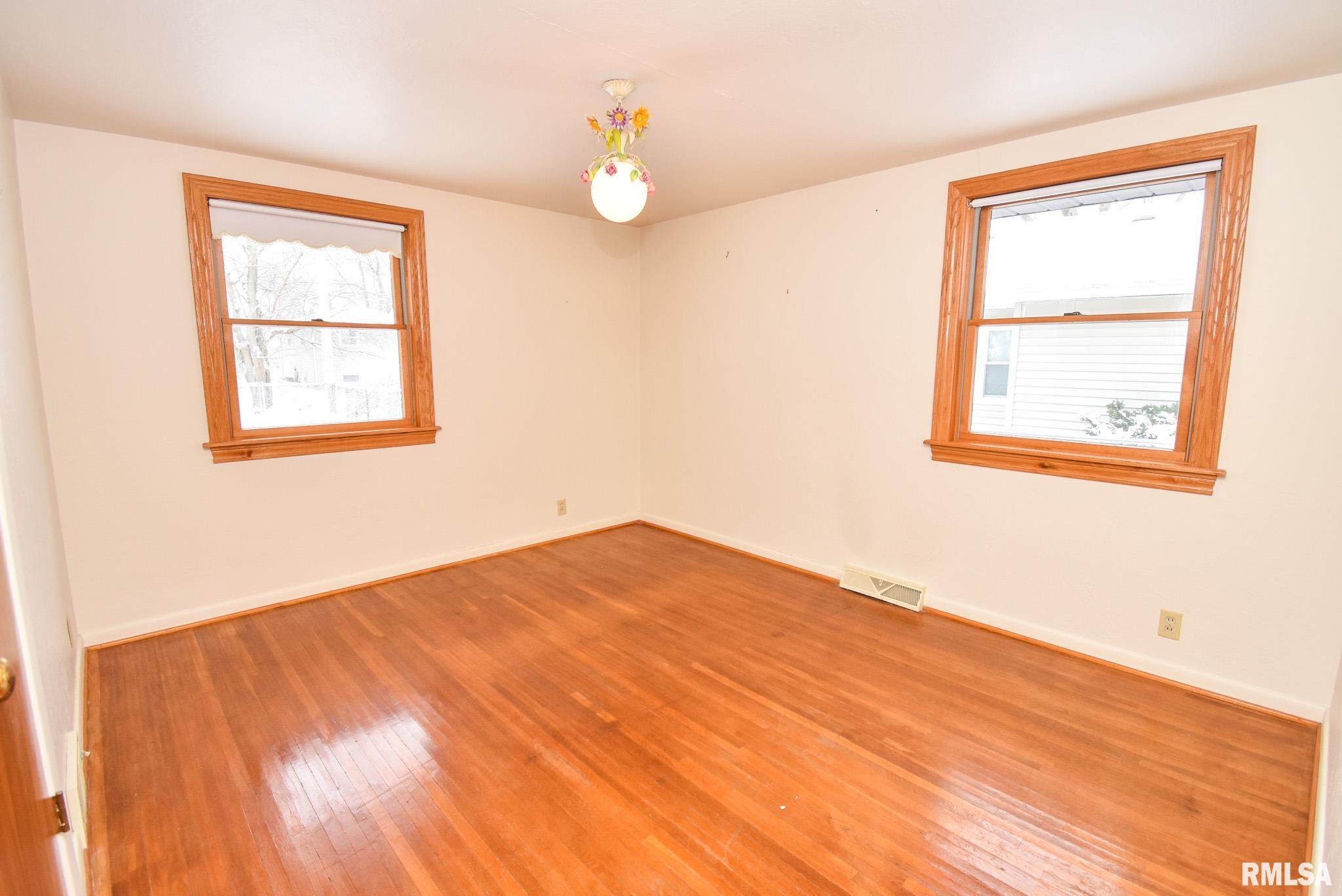 136 Clark Street Morton, IL 61550 - Photo 22 of 39