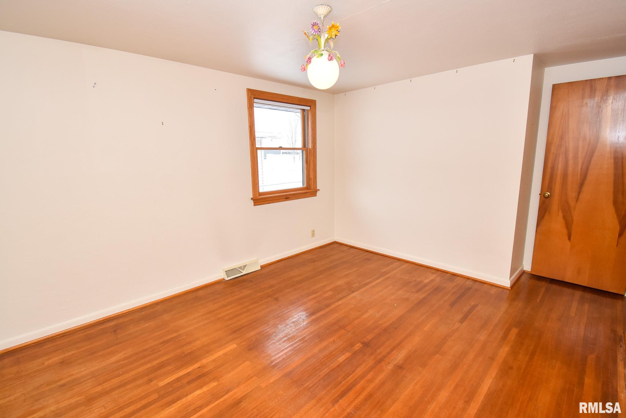 136 Clark Street Morton, IL 61550 - Photo 25 of 39