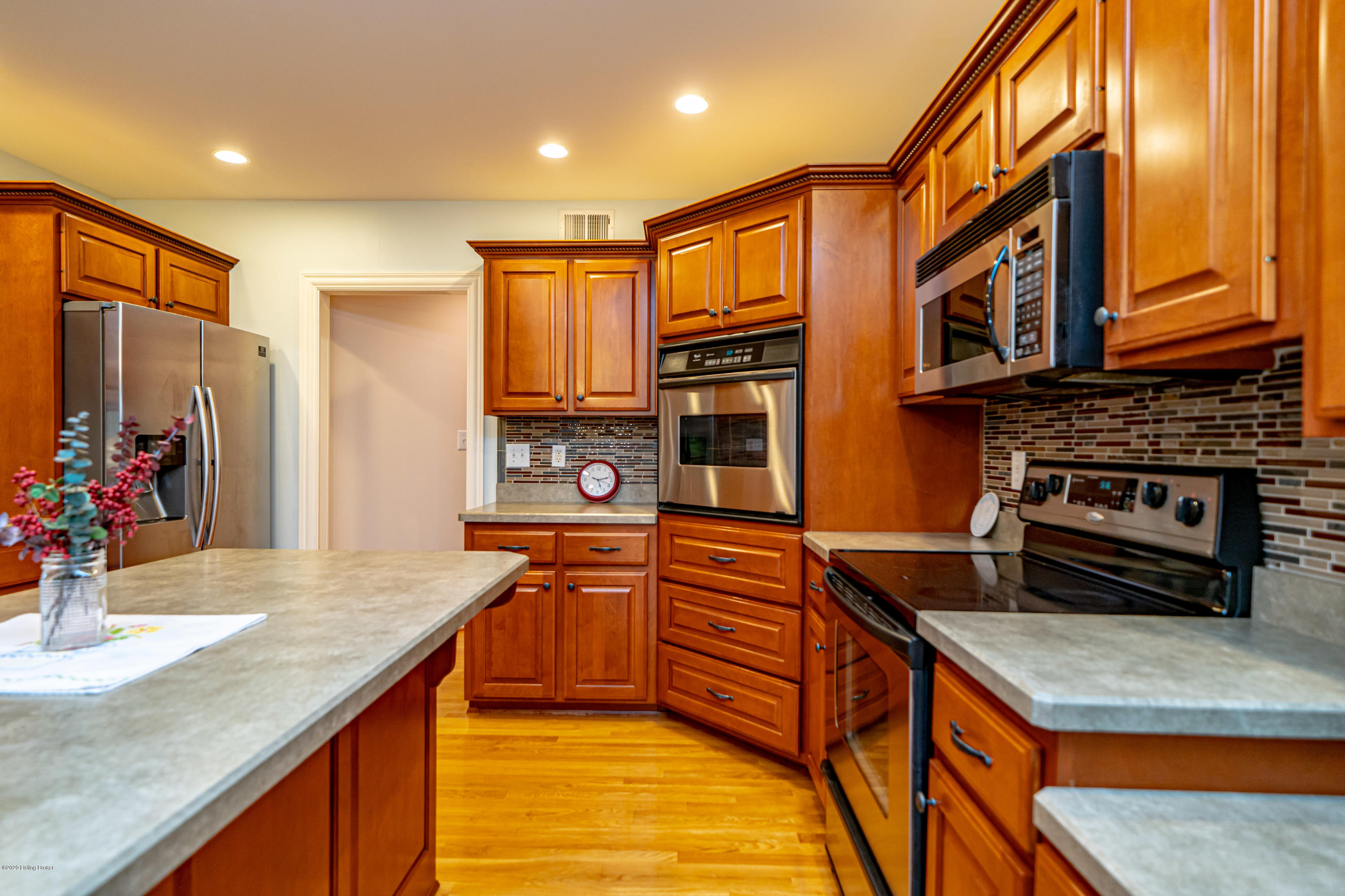 208 Owl Ridge Road Shelbyville, KY 40065 - Photo 18 of 70 1C8DE0B8-C6CD-4B7B-9E86-568D257D759D