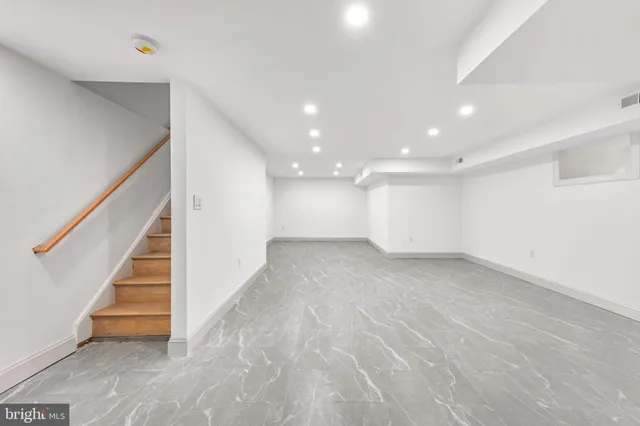 a view of a backyard of the house