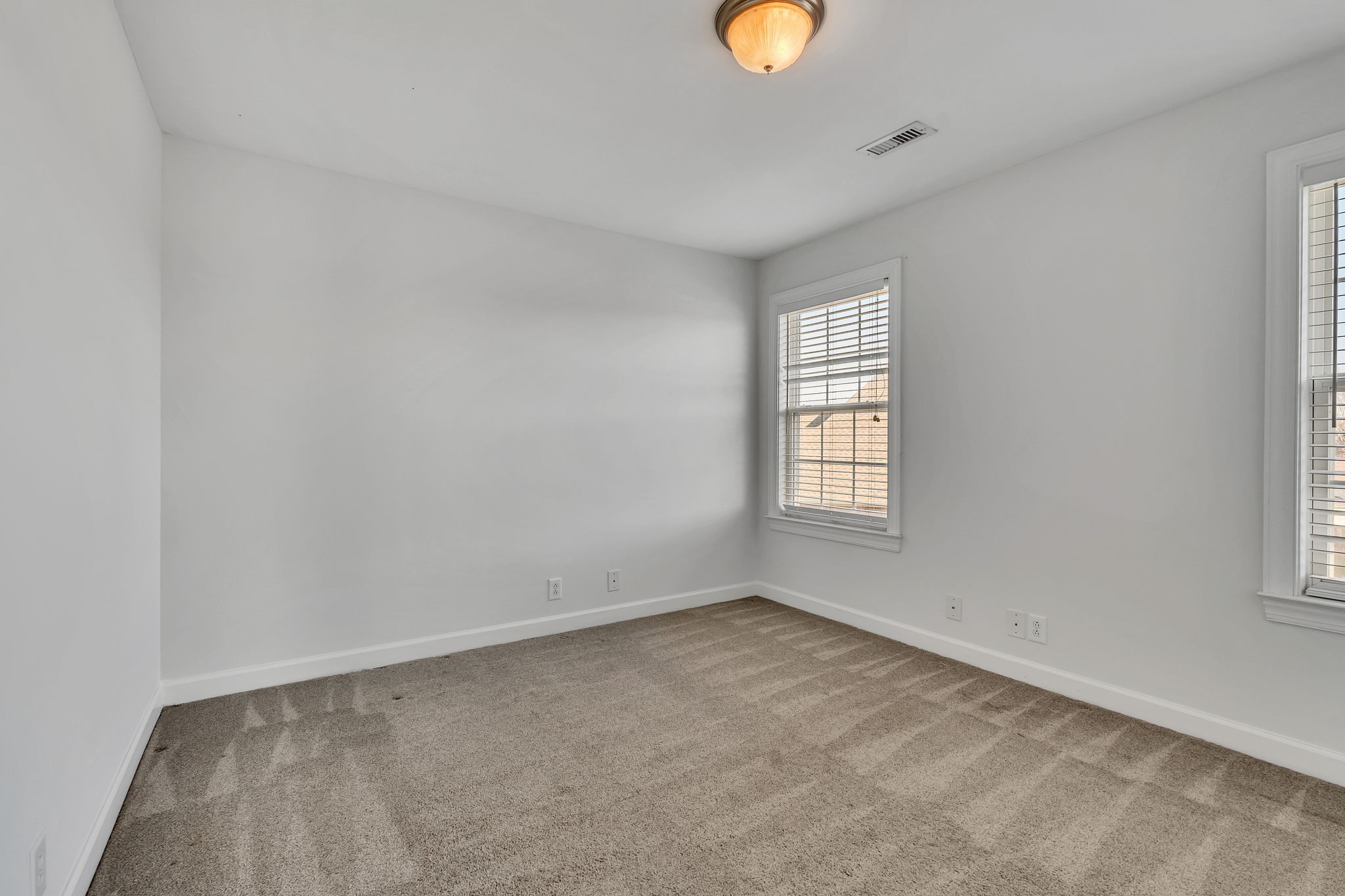 3033 Tybee Trail Murfreesboro, TN 37127 - Photo 25 of 41 an empty room with windows