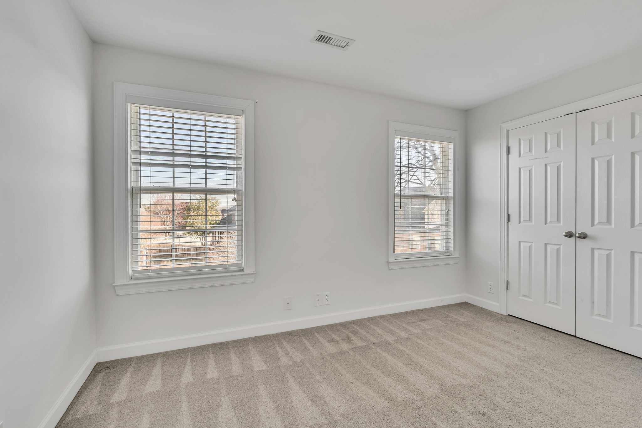 3033 Tybee Trail Murfreesboro, TN 37127 - Photo 27 of 41 an empty room with windows