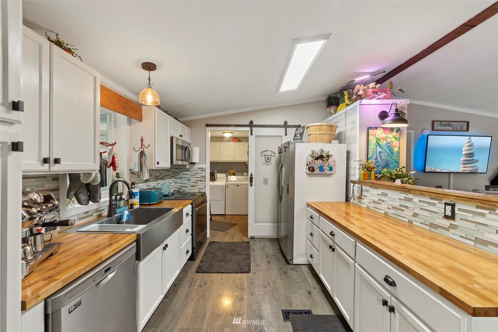 9769 Sauk Connection Road Concrete, WA 98237 - Photo 6 of 30 Gallery Image 6