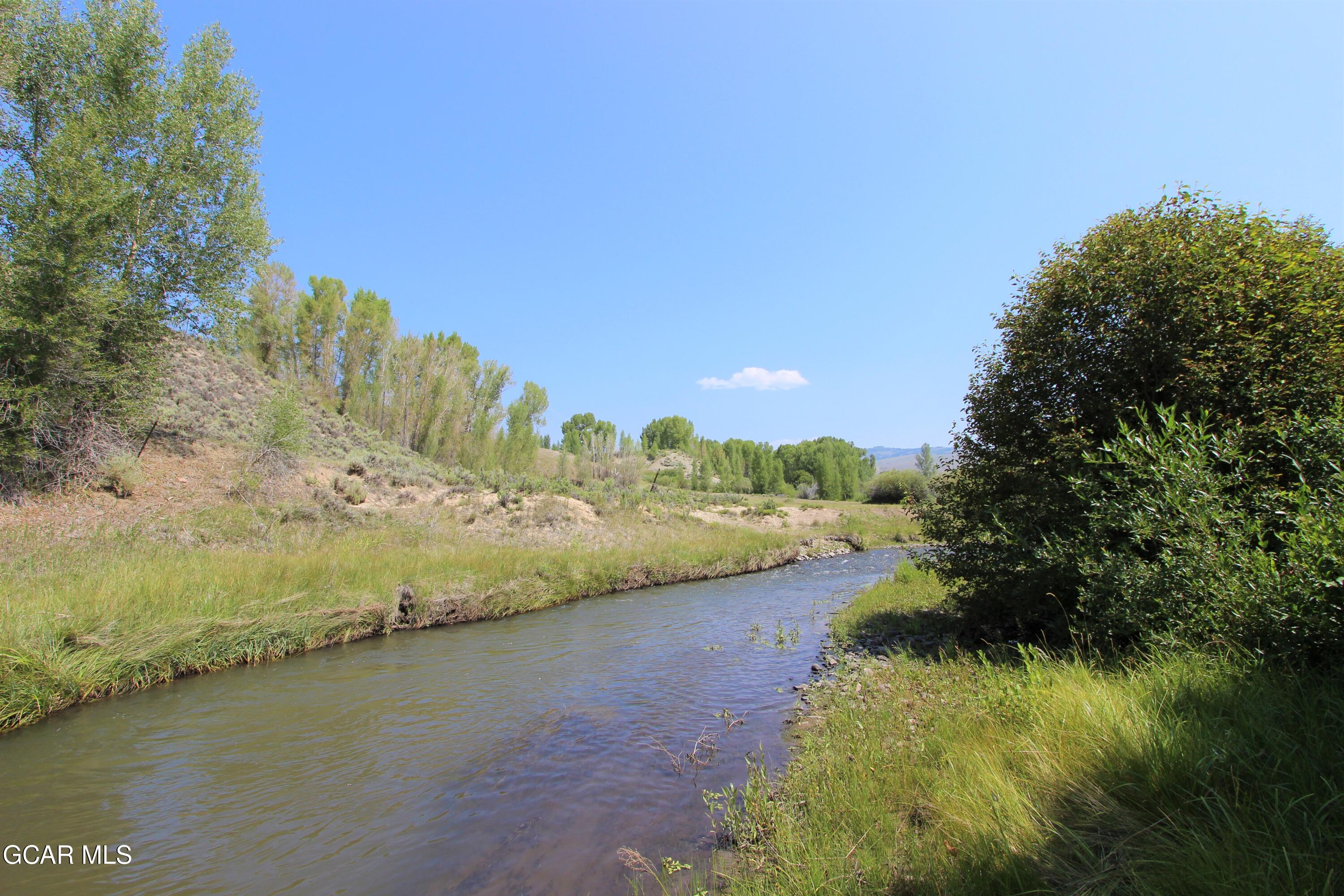 2219 County Road 2 Kremmling, CO 80459 - Photo 11 of 52 IMG_1578
