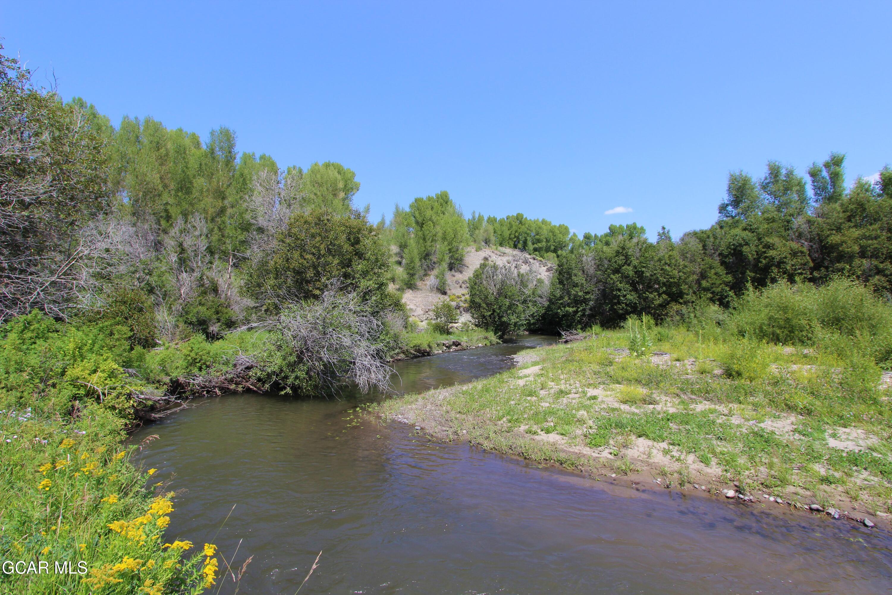 2219 County Road 2 Kremmling, CO 80459 - Photo 30 of 52 IMG_1593