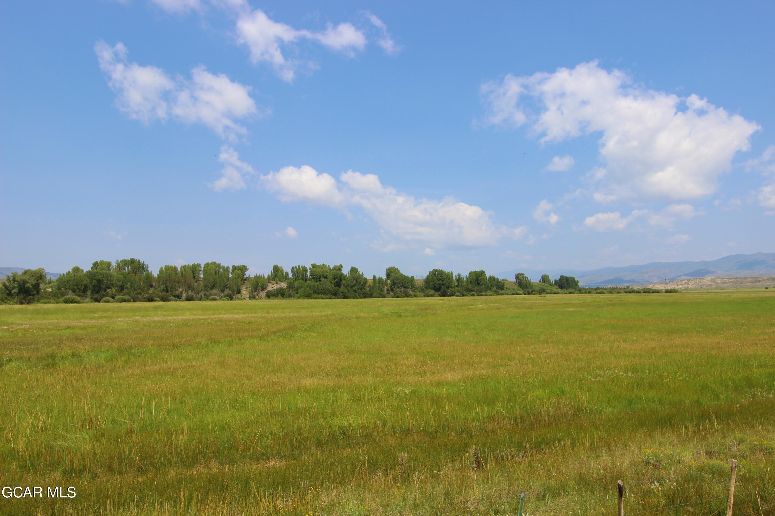 2219 County Road 2 Kremmling, CO 80459 - Photo 41 of 52 IMG_1538