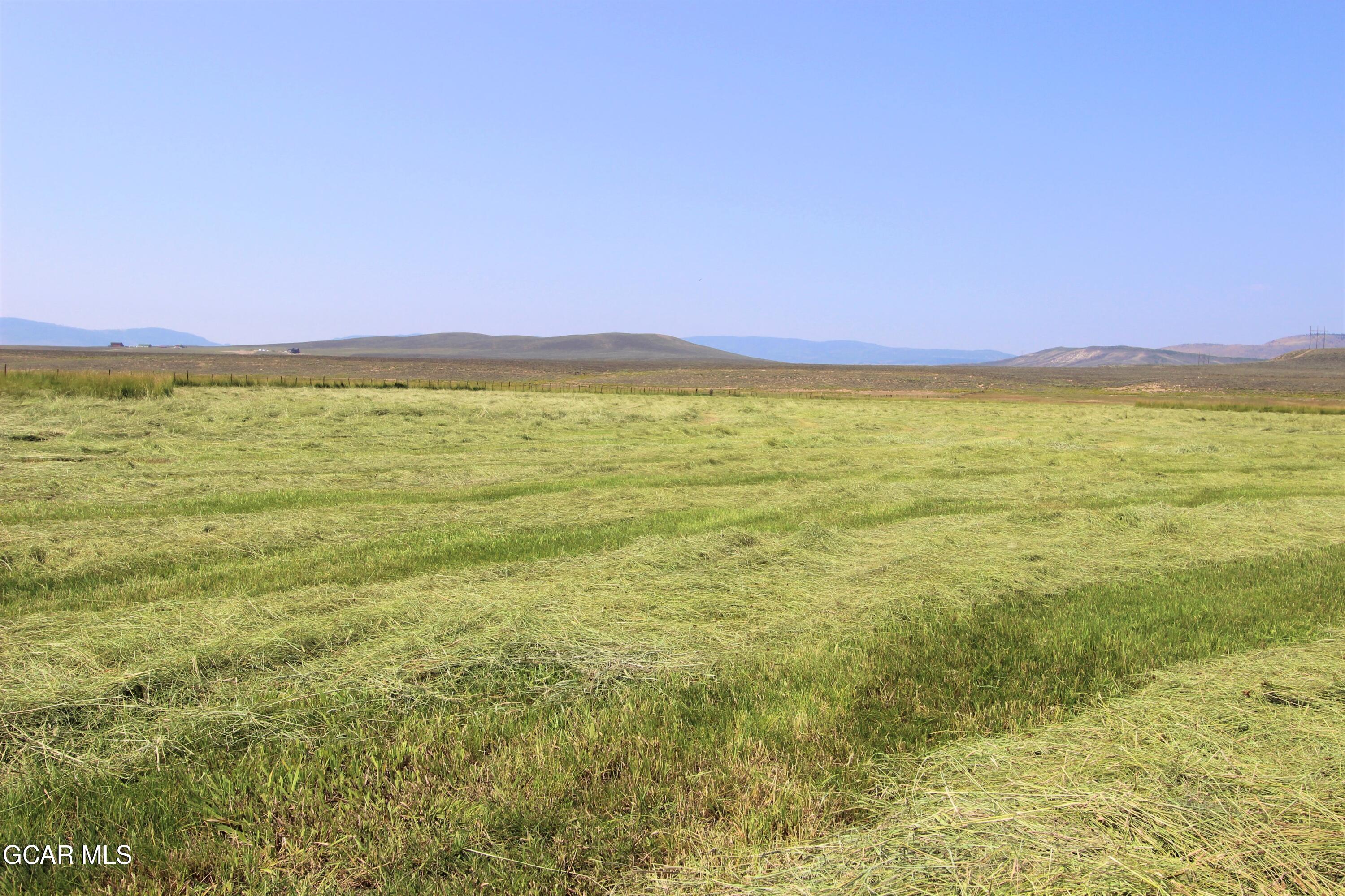 2219 County Road 2 Kremmling, CO 80459 - Photo 5 of 52 IMG_1571
