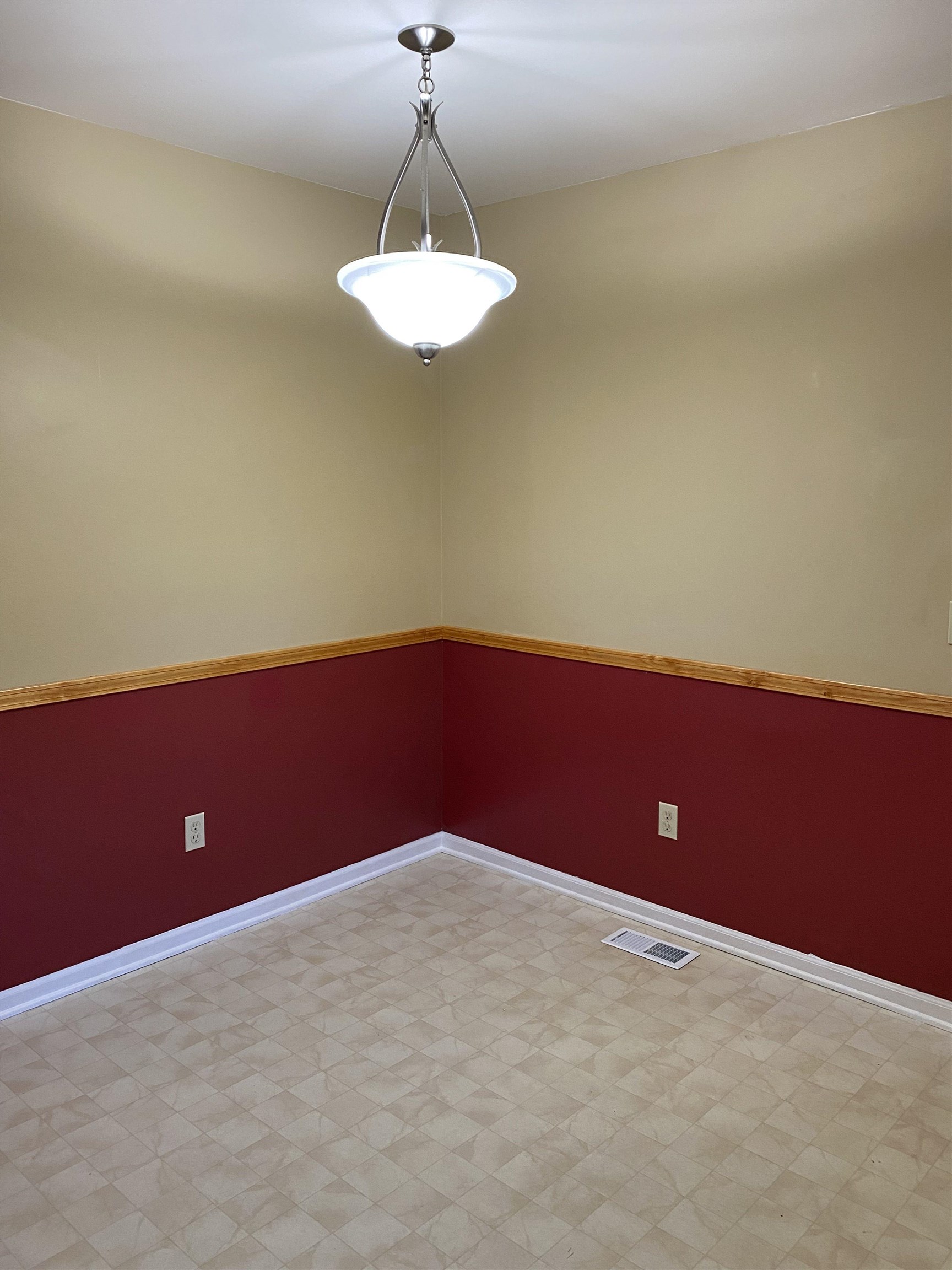 9266 Jason Road Laingsburg, MI 48848 - Photo 10 of 30 Dining Area - Kitchen Com