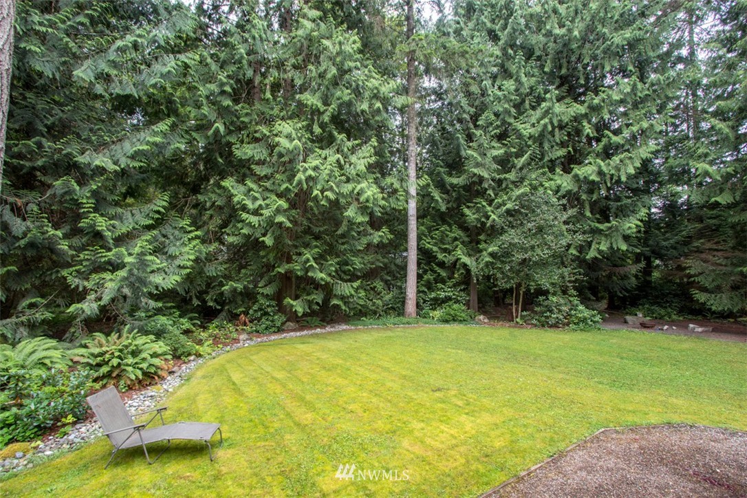 8185 Springridge Road Northeast Bainbridge Island, WA 98110 - Photo 22 of 25 Gallery Image 22