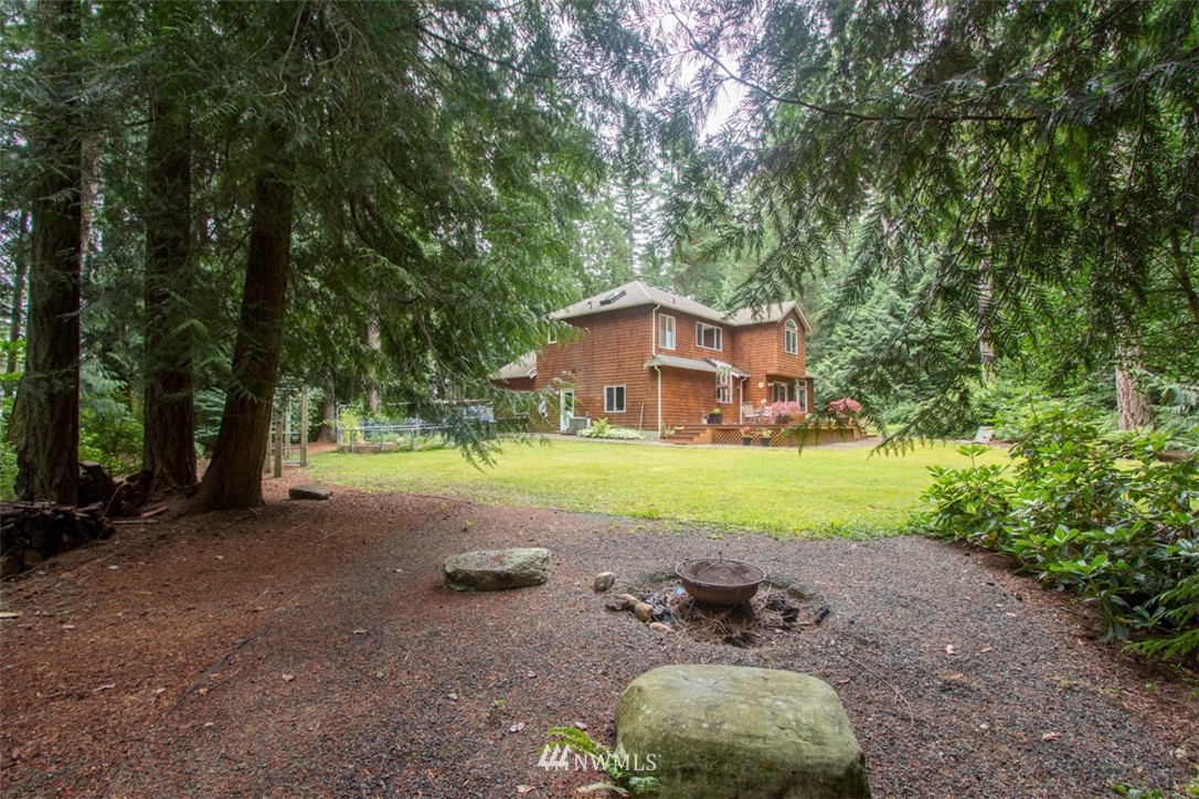 8185 Springridge Road Northeast Bainbridge Island, WA 98110 - Photo 23 of 25 Gallery Image 23