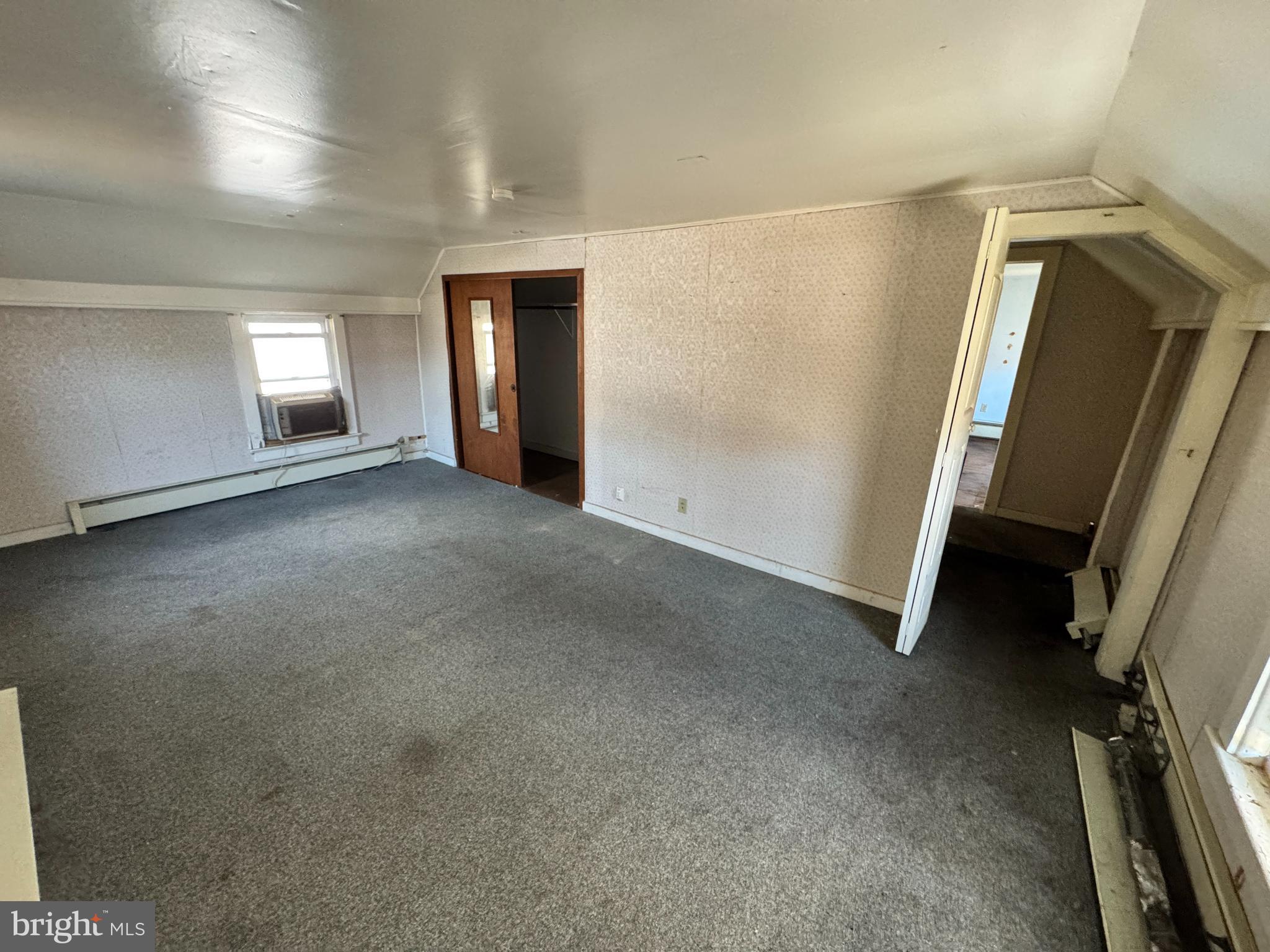 3372 Turkey Hill Road Stroudsburg, PA 18360 - Photo 3 of 18