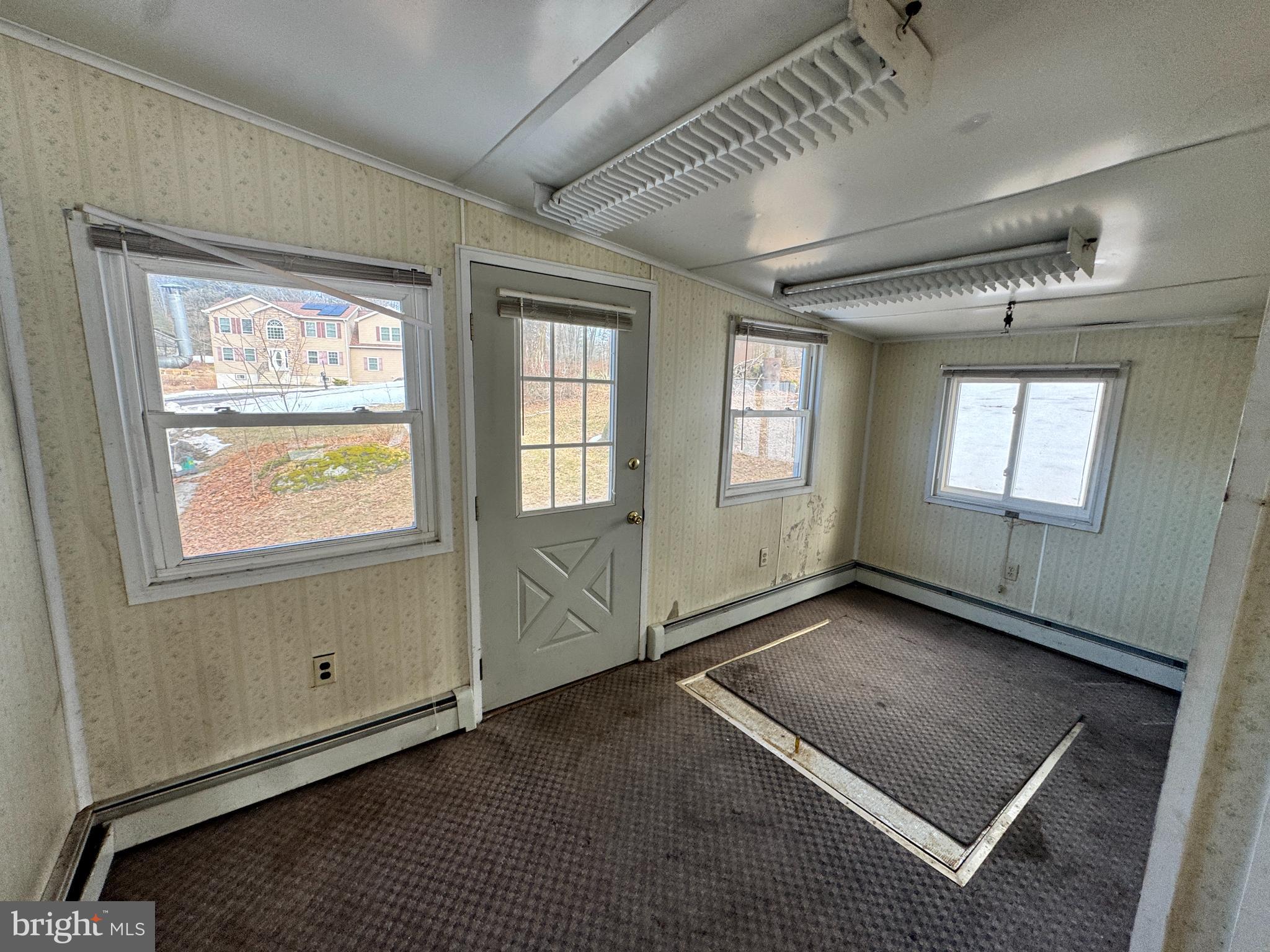 3372 Turkey Hill Road Stroudsburg, PA 18360 - Photo 9 of 18