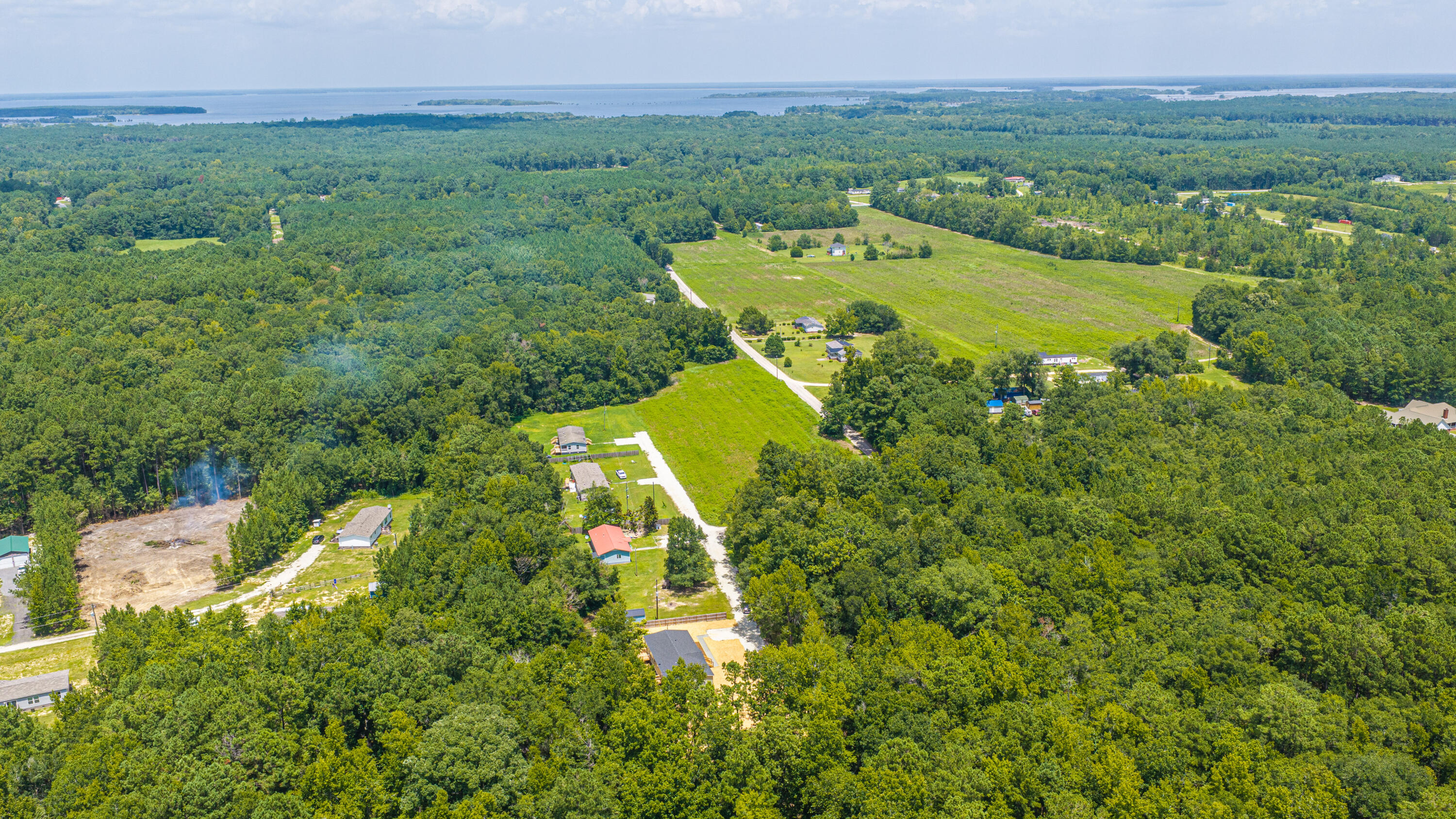 308 Bedford Road Cross, SC 29436 - Photo 66 of 75 394TupeloLakeDr61