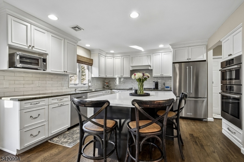 12 Spring Brook Drive Randolph, NJ 07869 - Photo 9 of 31