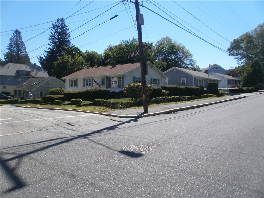 58 Franklin Street Woonsocket, RI 02895 - Photo 19 of 20 Nice Corner Lot