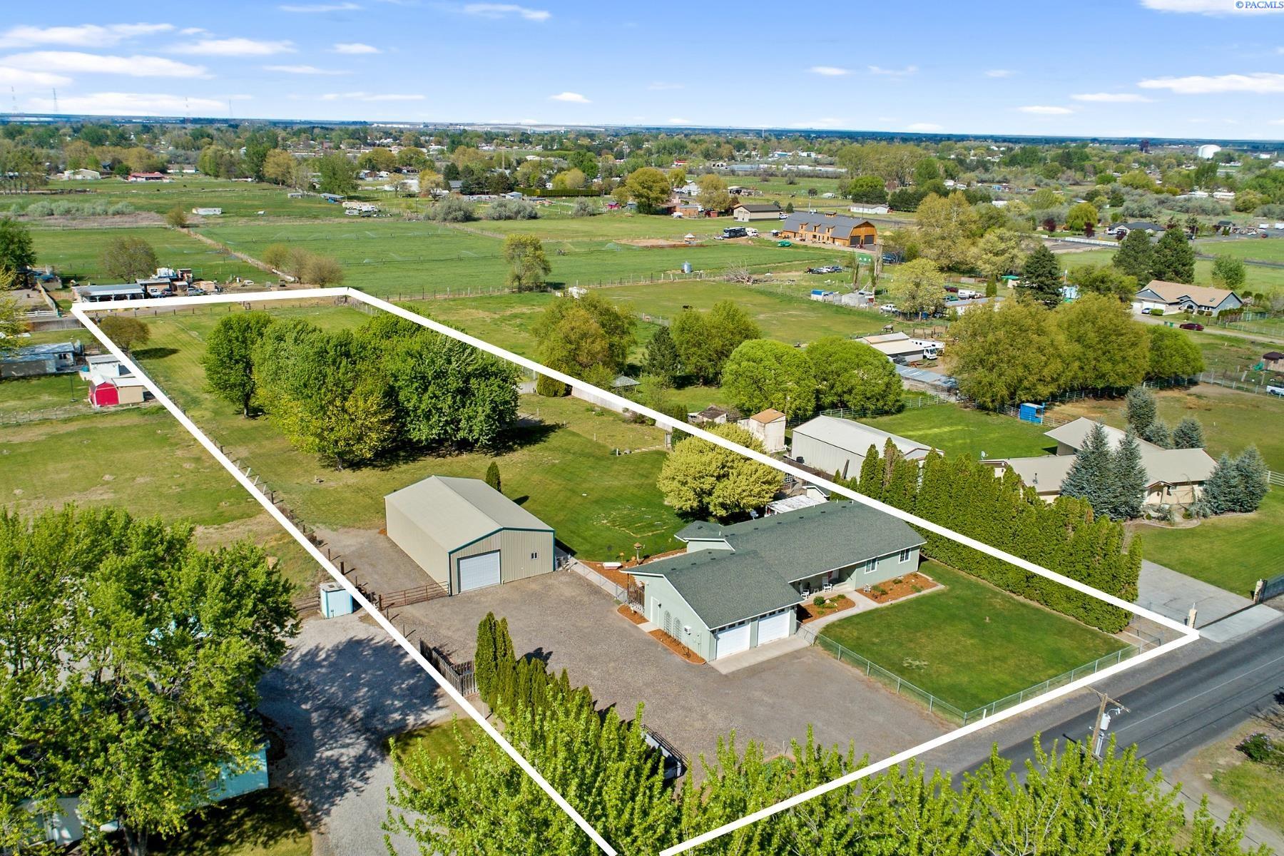 210204 East Cochran Road Kennewick, WA 99337 - Photo 2 of 48 Gallery Image 2