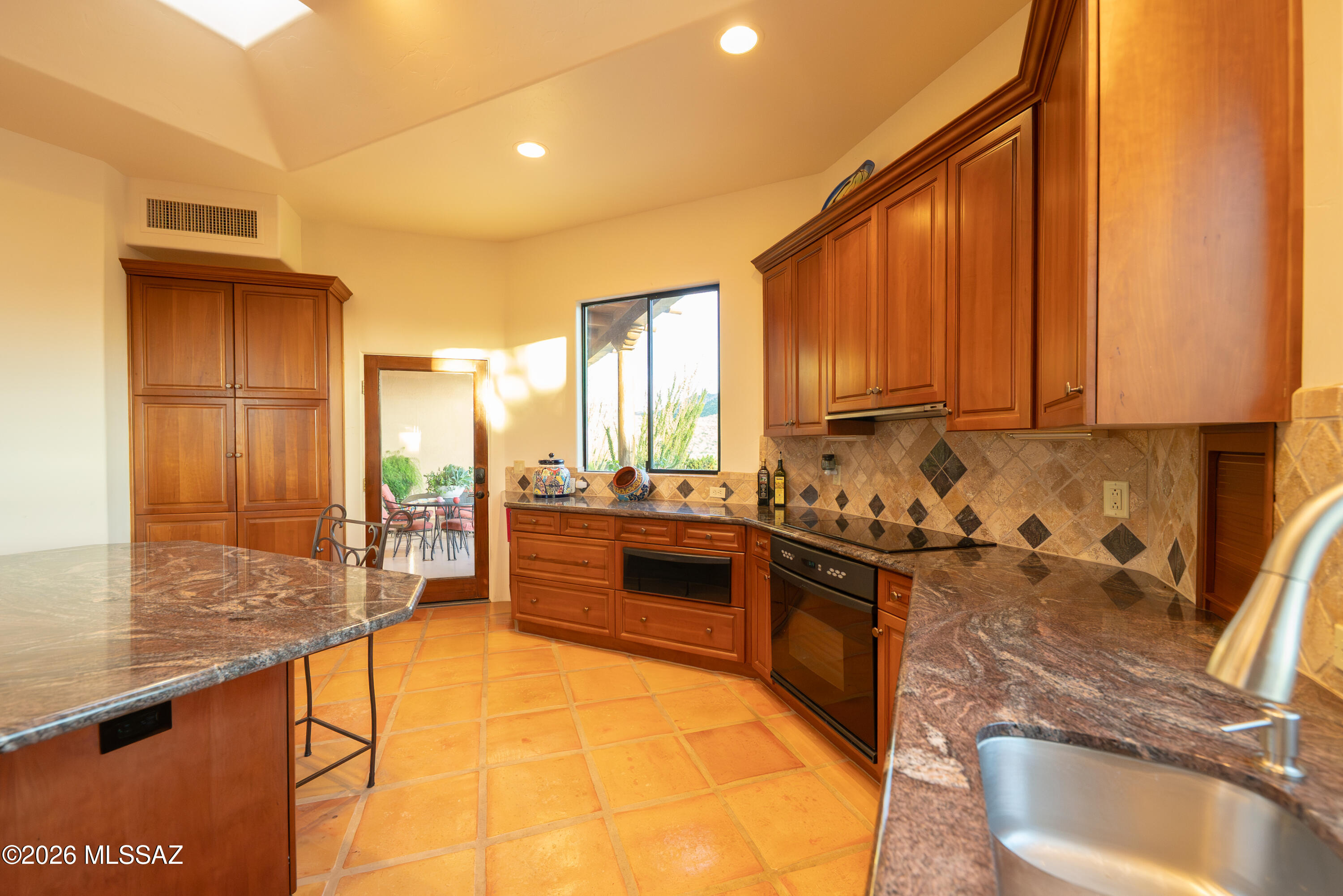121 Tejano Springs Rio Rico, AZ 85648 - Photo 11 of 46 DSC00098