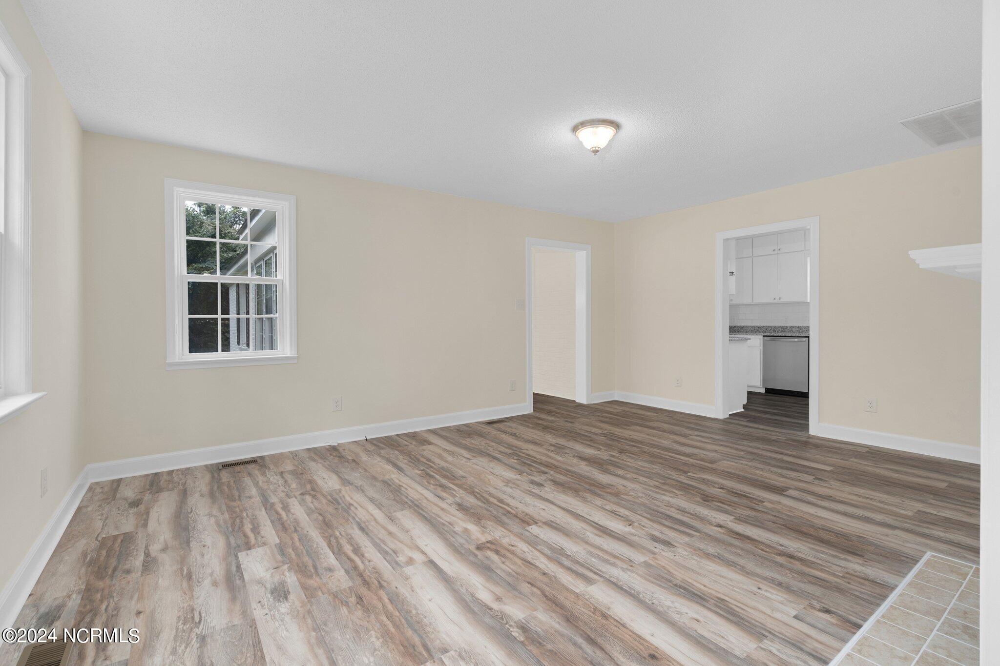 1417 Country Club Road Rocky Mount, NC 27804 - Photo 13 of 35 014-1417CountryClubRoad-RockyMount-NC-27